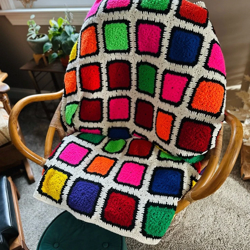 Vintage Colorful Crochet Afghan Blanket - Granny Squares